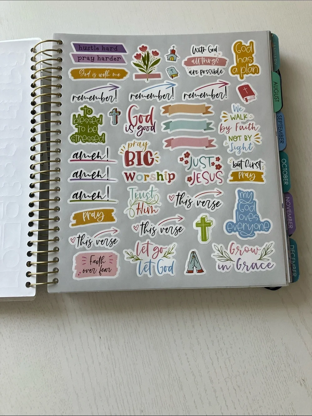 The Creative Expert 17 Month Planner-Rejoice In The Lord Always 8/26-12/27 NWT